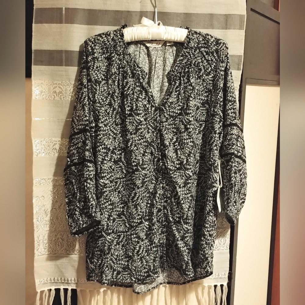 NWT Peasant Blouse 3/4 Sleeve Ruffle Neck Leaf Shirt Top Caffe Marrakesh Resort